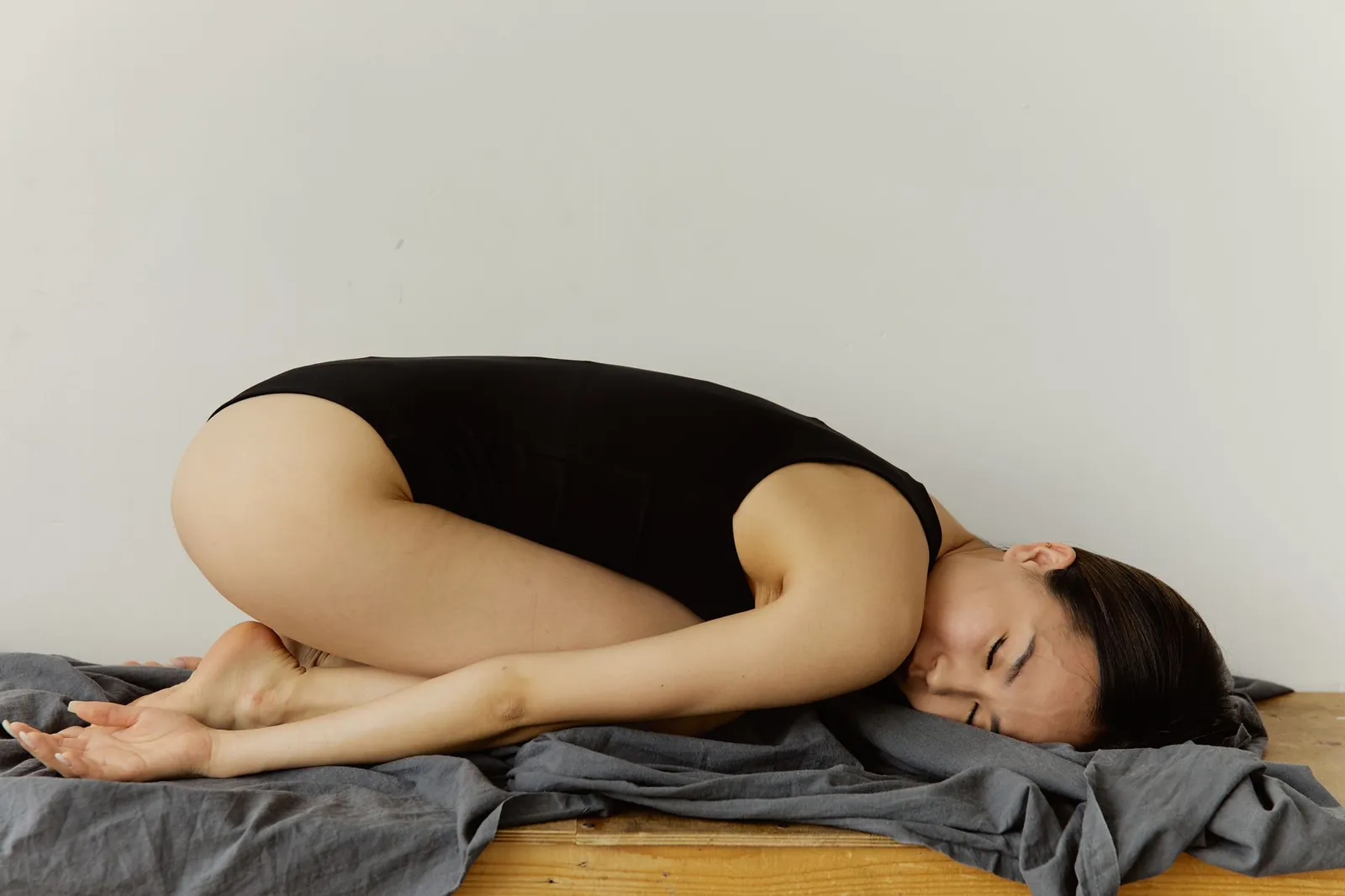 Yoga For Relaxation - Beginner Friendly Stress Relief Yoga Flow