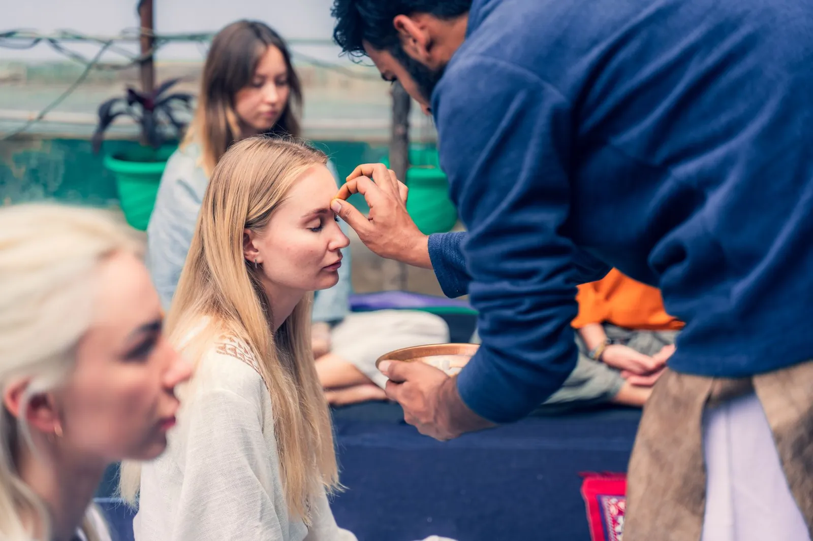 From Facebook.com: 13 Sessions of Warm Yoga Readers Who Came From a Post, Not a Search