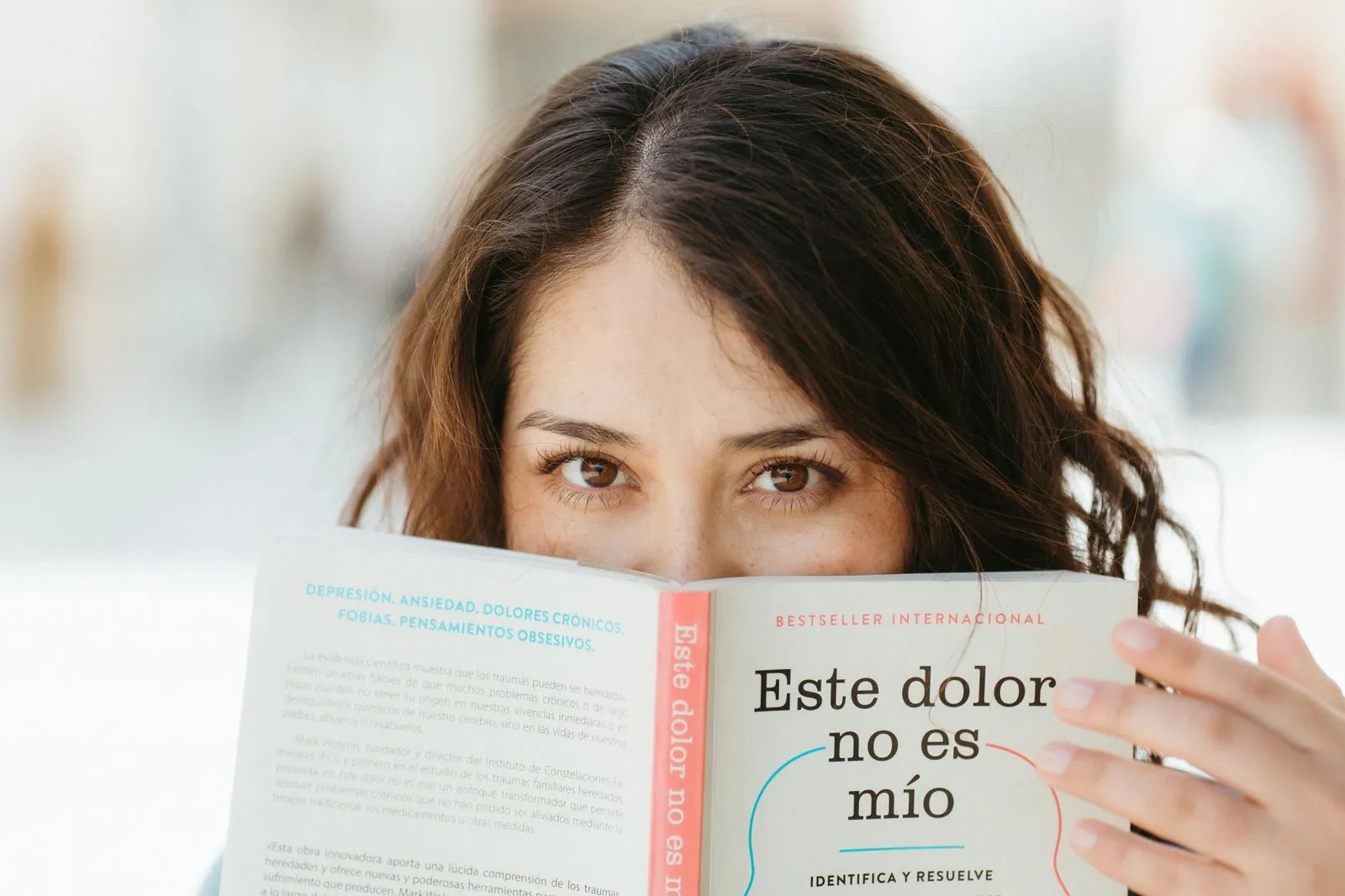 The Spanish /es/yoga-poses/ Page Just Crossed 14 Pageviews From 8 Readers: A New Bilingual Front Door